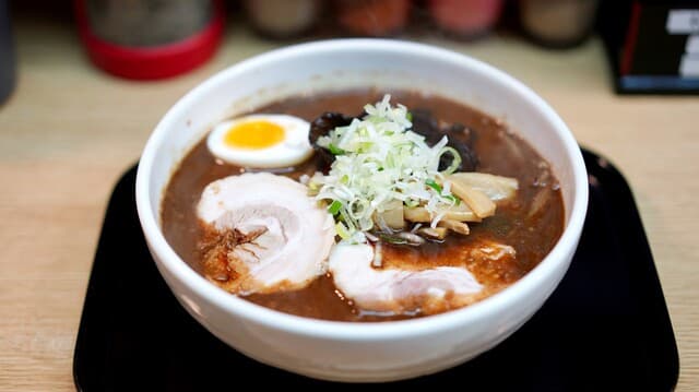 Isono Kazuo: Late-Night Sapporo Black Ramen