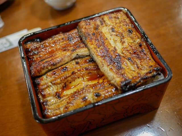 Unagi no Matoi: Kantō-Style Steamed and Grilled Eel