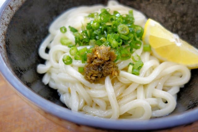 Bakka: Full-Service Sanuki Udon Boiled to Order