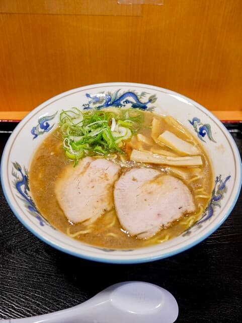 Ramenya Tenkin Shijou ten: Classic Asahikawa Ramen