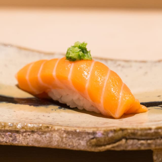 Sushi Dokoro Arima: Hokkaido-Sourced Omakase Sushi