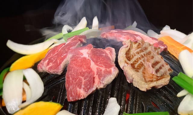 Genghis Khan Daikokuya Gochome ten: Charcoal-Grilled Lamb