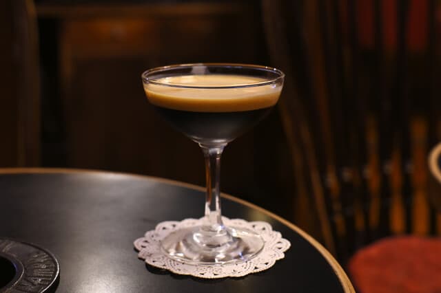 CAFE DE L’AMBRE: A Historic Ginza Coffee House