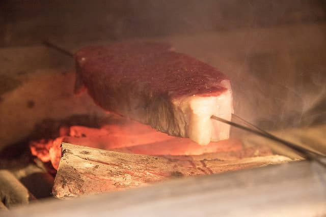 Sanda Gyu Kamado Sumibiyaki Westa: Kamado-Fired Sanda Beef