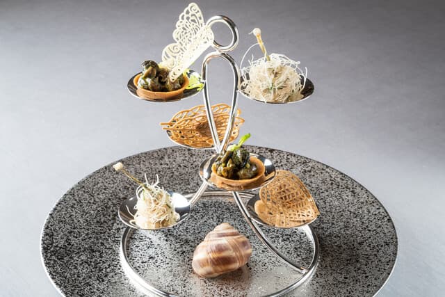 ASAHINA Gastronome: Theatrical Haute French Cuisine