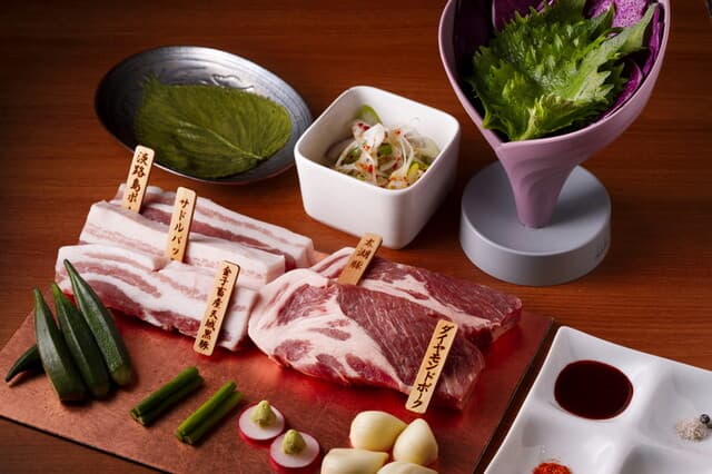 Pretty Pork Factory: Premium Pork Shabu-Shabu and Tonkatsu