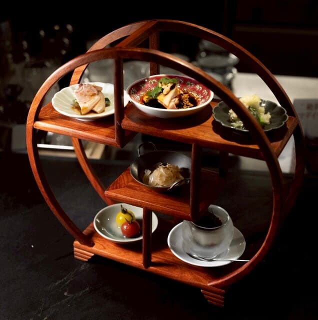 Sifon Choi Yoshida: High-End À La Carte Chinese
