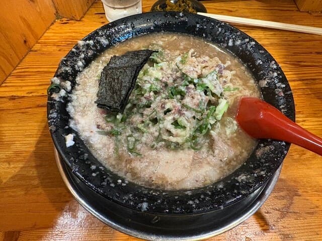 Mutepou Souhon ten: Ultra-Rich Tonkotsu Ramen