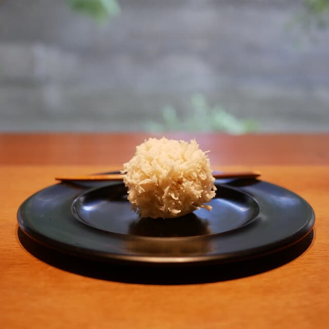 ZEN CAFE: Modern Wagashi in a Gallery Setting