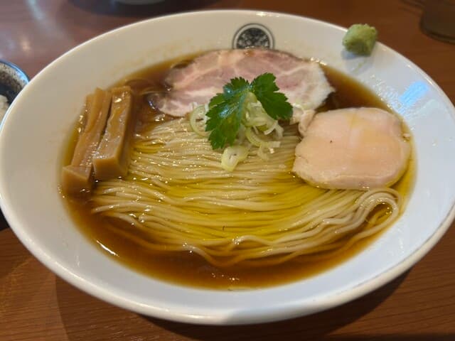 Ramen Touhichi: Refined Chicken-Broth Ramen
