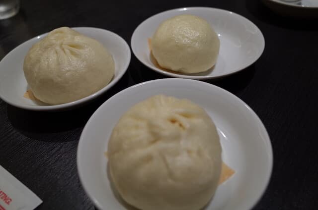 551 Horai Honten: Iconic Osaka Pork Buns