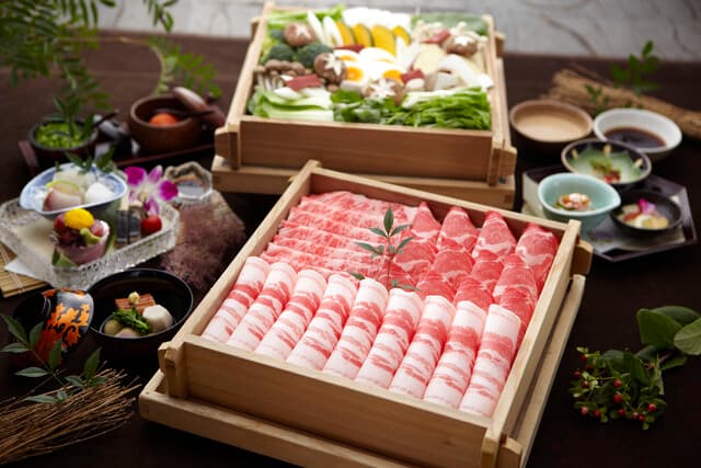 Karen Oosaka shinsaibashi ten: Kagoshima Beef and Pork