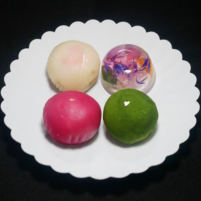 Mochisho Shizuku Shinmachi ten: Artisanal Fruit Daifuku