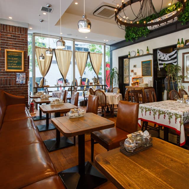 Chandeleur: Authentic French Crêpes & Galettes