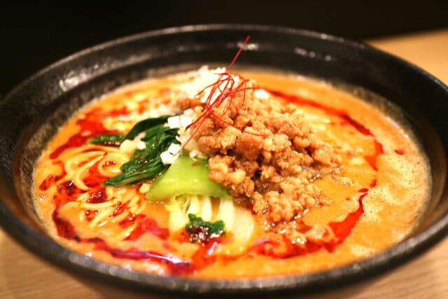 Menya Ren to Rin to Jin: Sesame-First Tantanmen