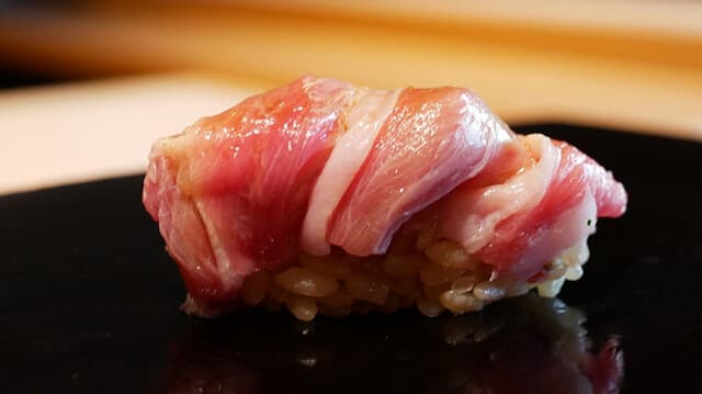 Sushi Sanshin: Creative, Temperature-Controlled Sushi