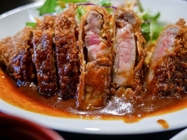 Yoshoku no Asahi: Legendary Kobe Beef Cutlets
