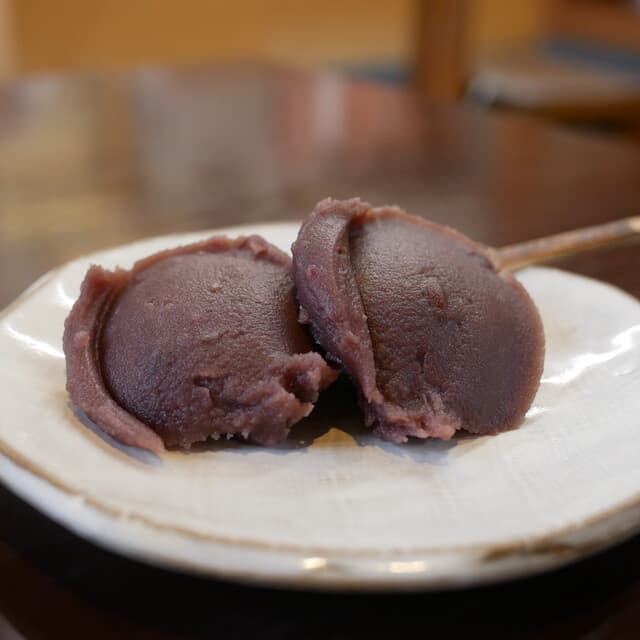 Chujo Do Honpo: Famous Yomogi Mochi Sweets
