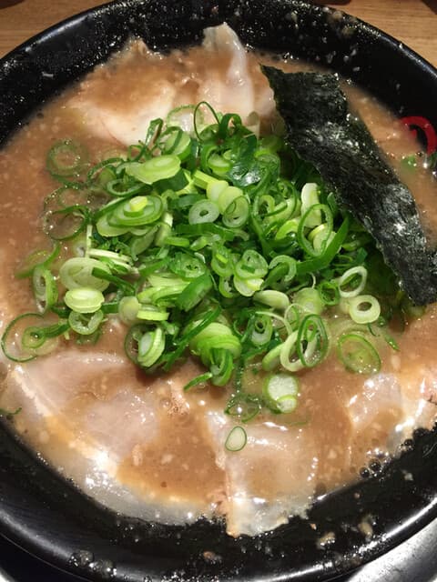 Gamushara Nara: Rich, Viscous Tonkotsu Ramen