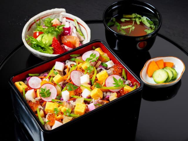 Kitsune: Theatrical Yamato Beef Sukiyaki
