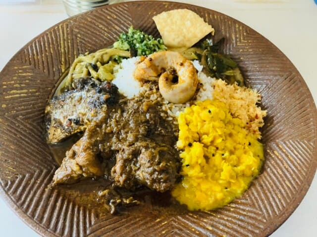 HOTEL HIRAKUBO: Authentic Sri Lankan Rice & Curry