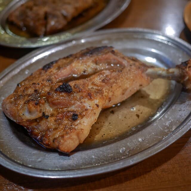 Honetsukidori Ikkaku Takamatsu ten: Kagawa's Famous Bone-In Chicken
