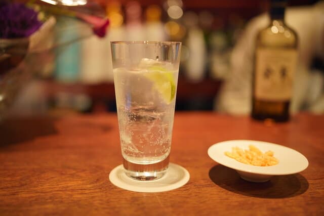 Bar Oscar: Classic Cocktails and Seasonal Creations