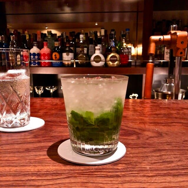 Heart Strings: Classic Cocktails and Rare Whisky