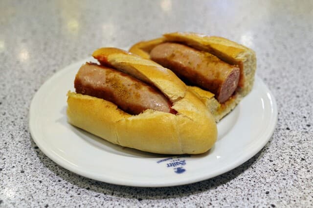 Sailer: Authentic Austrian Bakery & Café