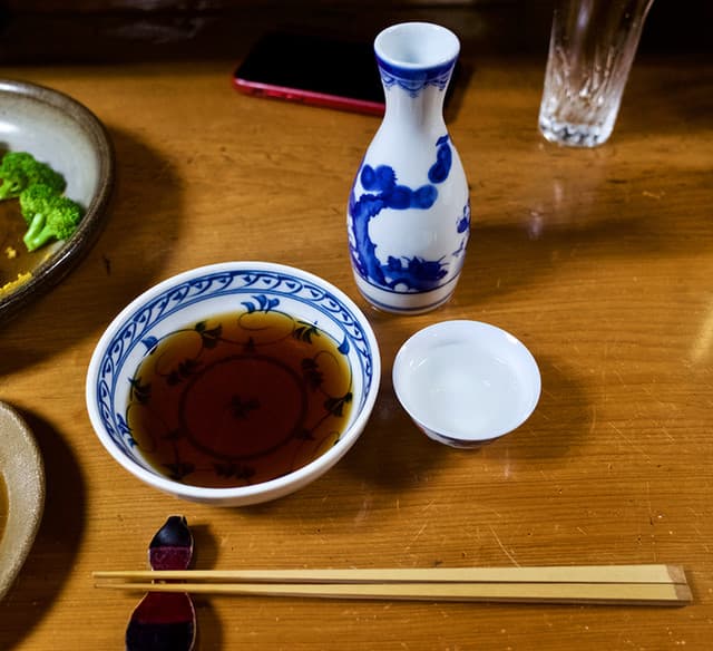 Yasubee: Traditional Oden Counter