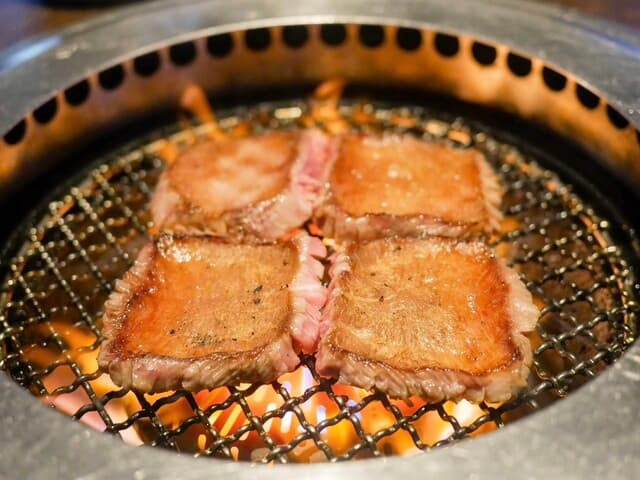 Yakiniku no Mr. Aoki: Expertly Prepared Horumon and Beef