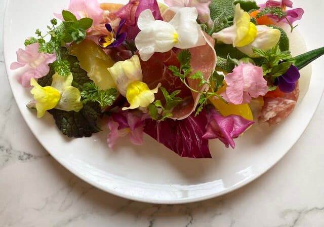 Mahalo Otona no Kakurega Daimyou ten: Farm-to-Table Buffet