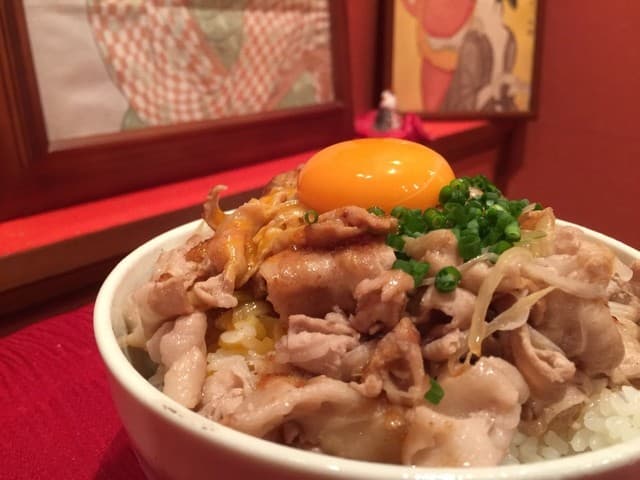 Buta Mania Don Inadaya San: Charcoal-Grilled Pork Bowls