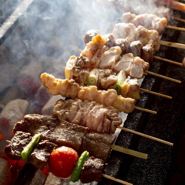 Chinpunkanpun Daimyou ten: Speakeasy-style Yakitori Bar