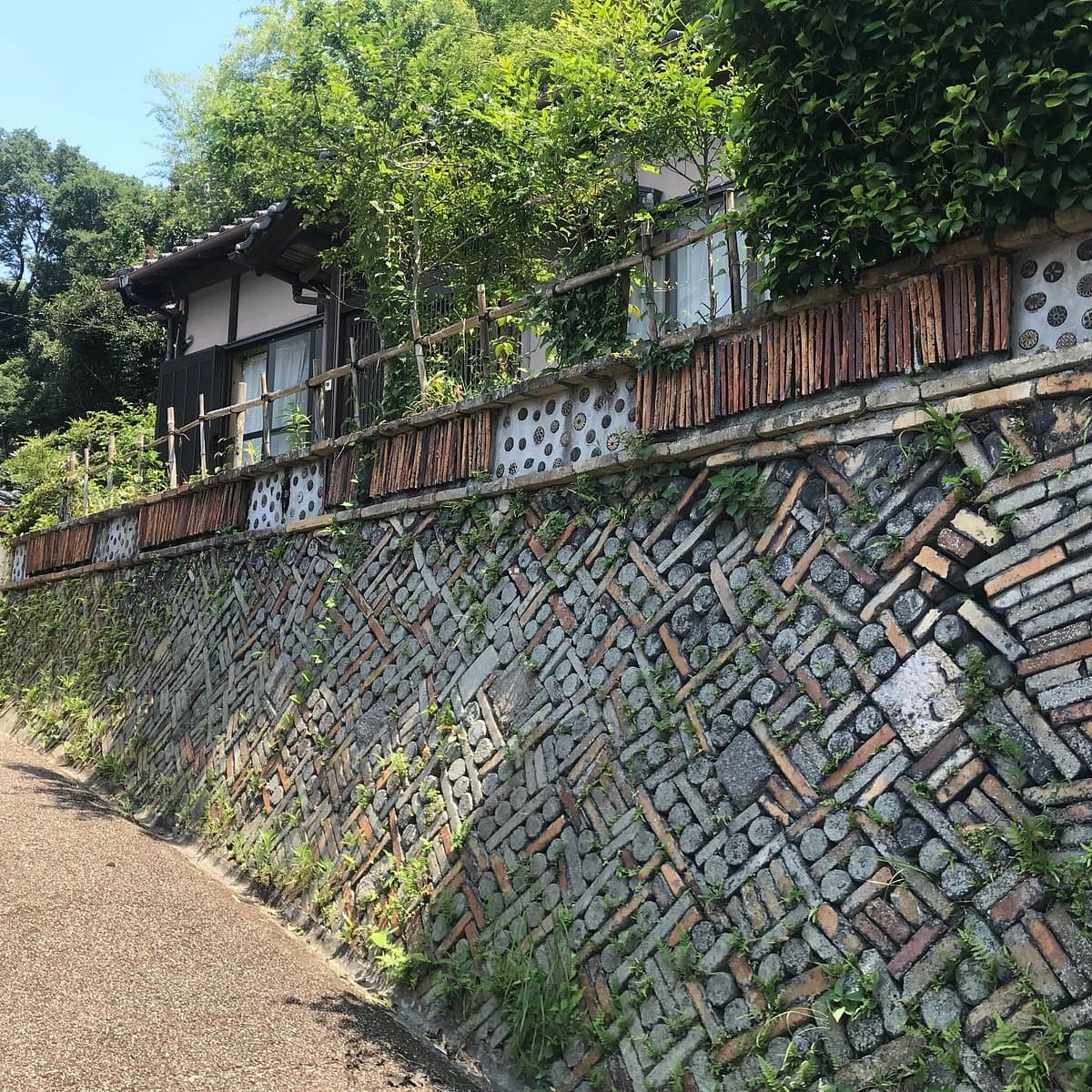 Kamagaki no Komichi