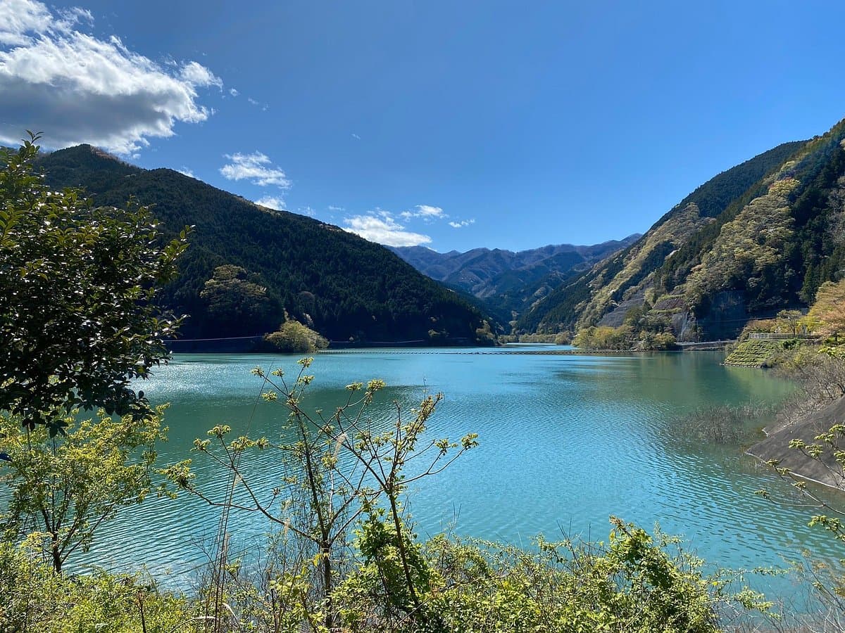 Naguri Lake (Arima Dam)