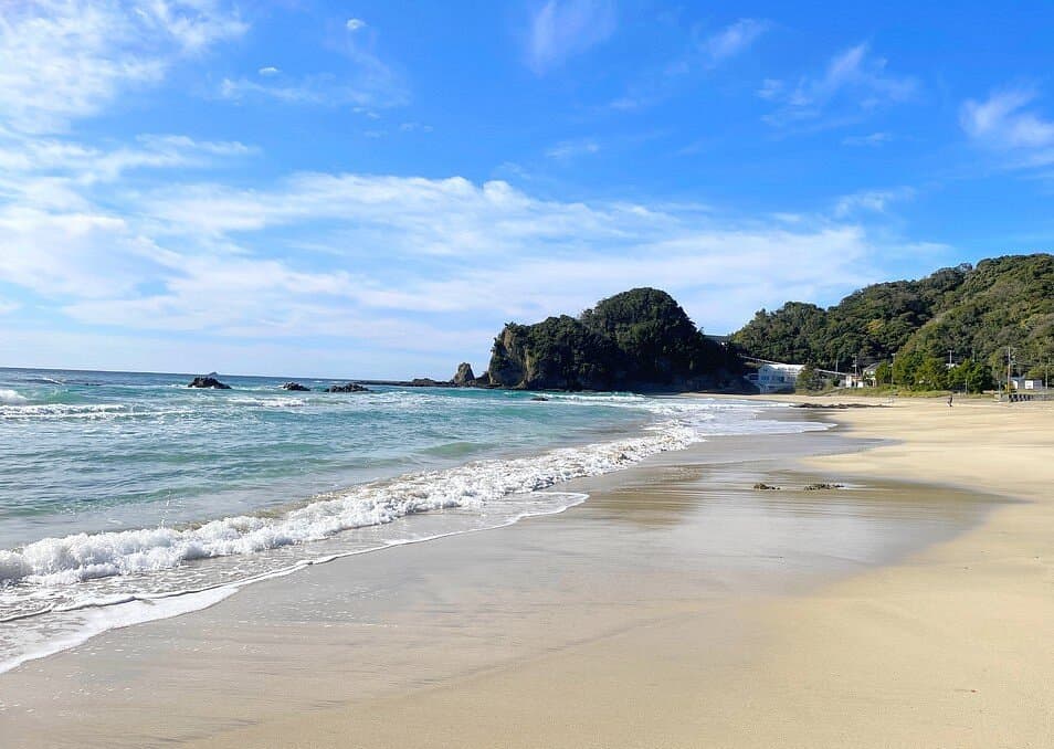 Iritahama Beach