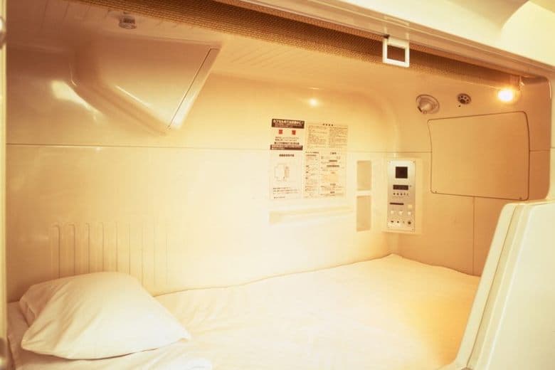Asahi Plaza Capsule Hotel