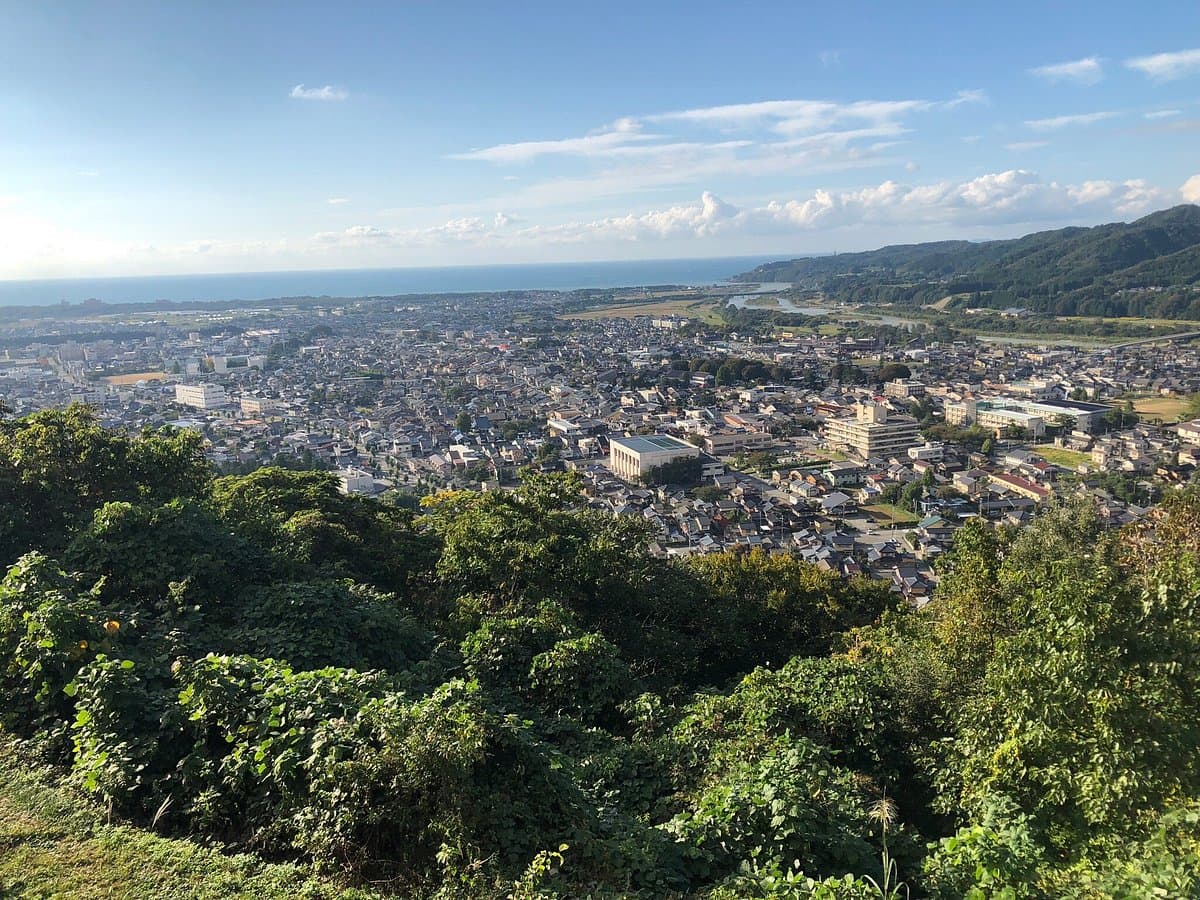 The Ruins of Murakami Castle