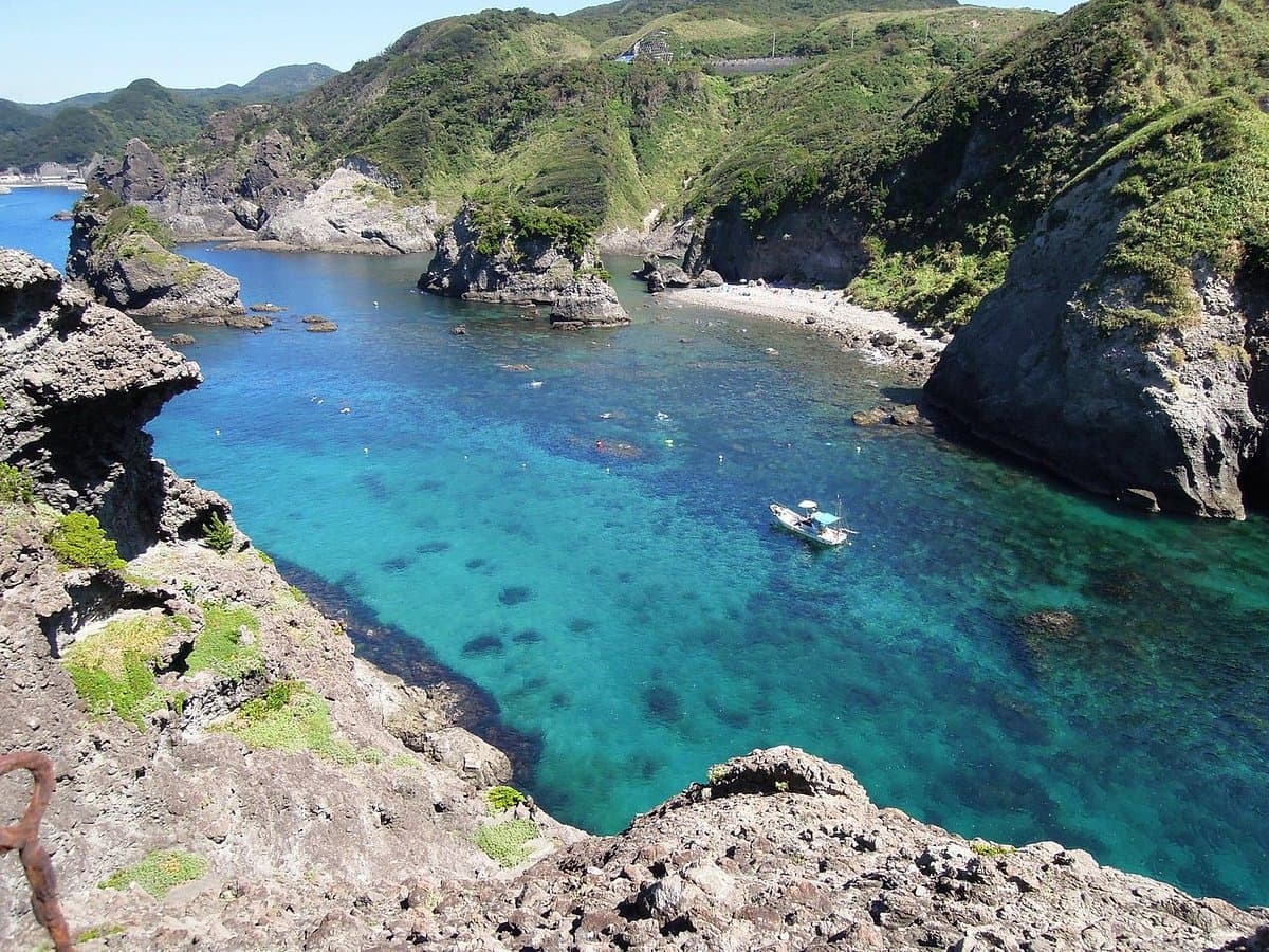 Hirizo Beach cover image