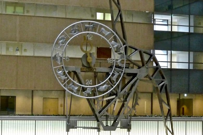 Yukku-Rhythm Pendulum Clock cover image