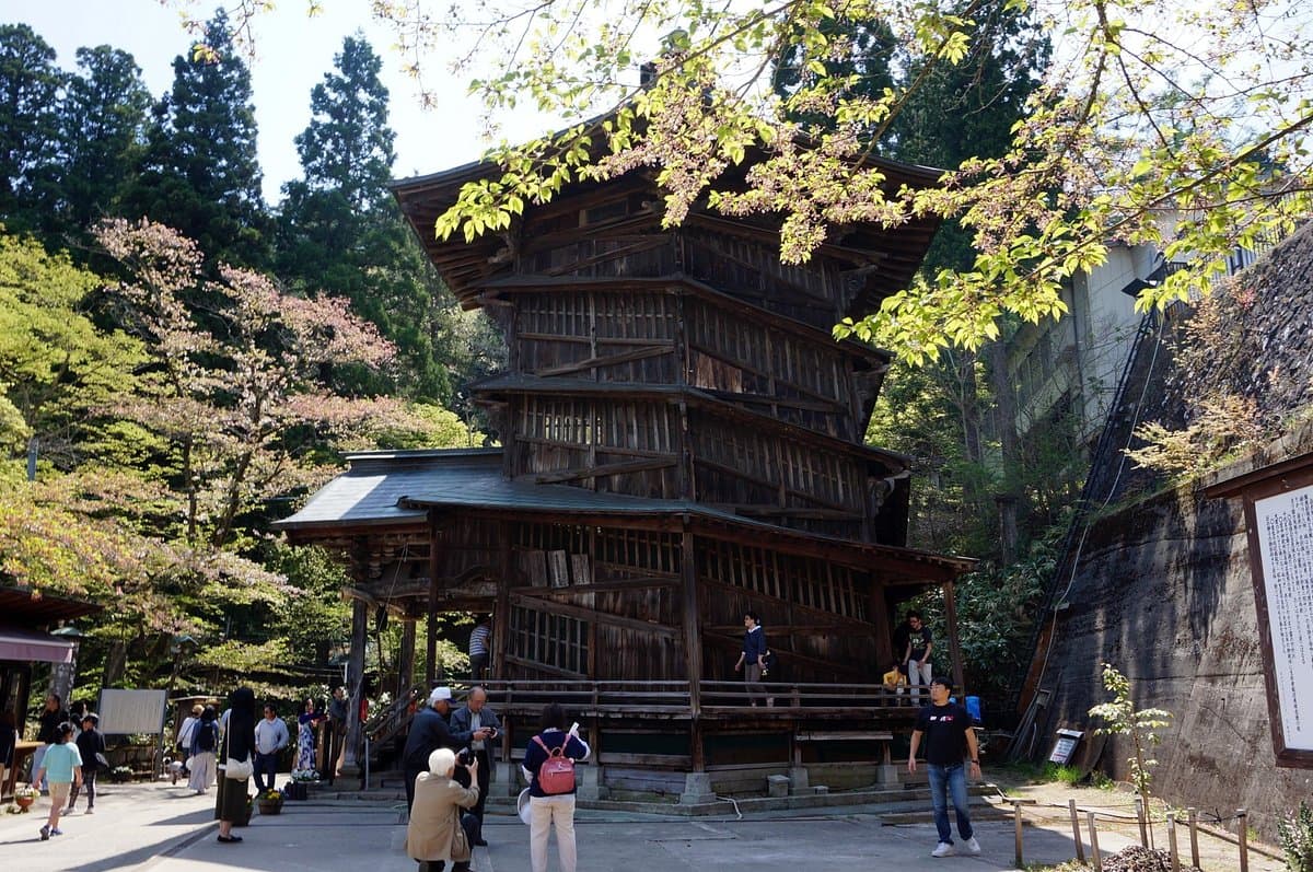 Iimoriyama