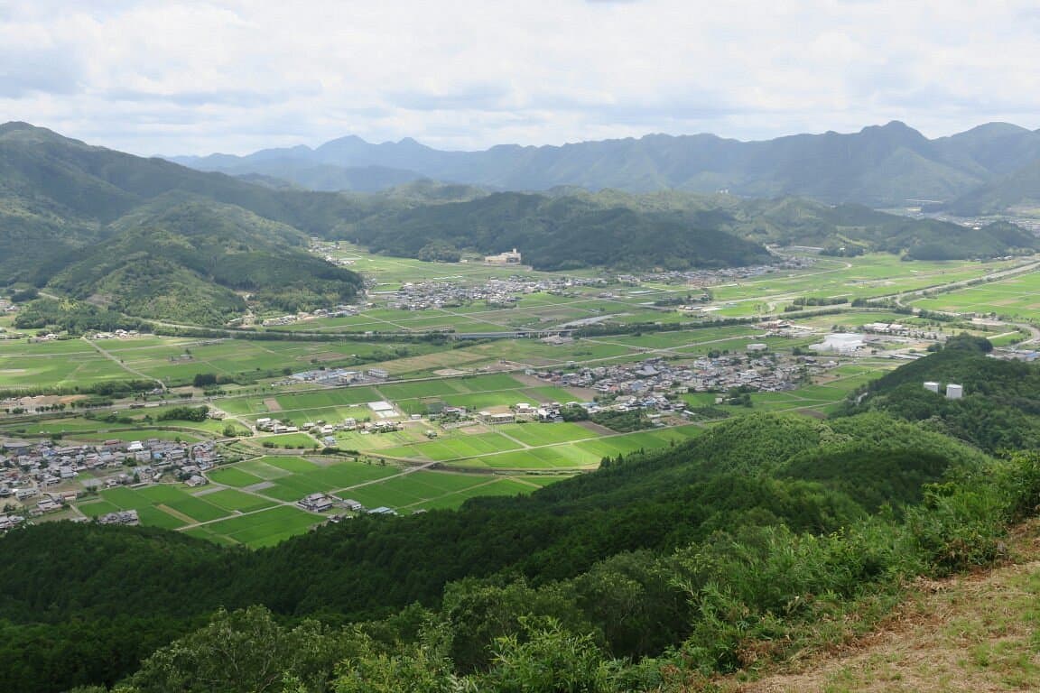 Kuroi Castle Ruins cover image