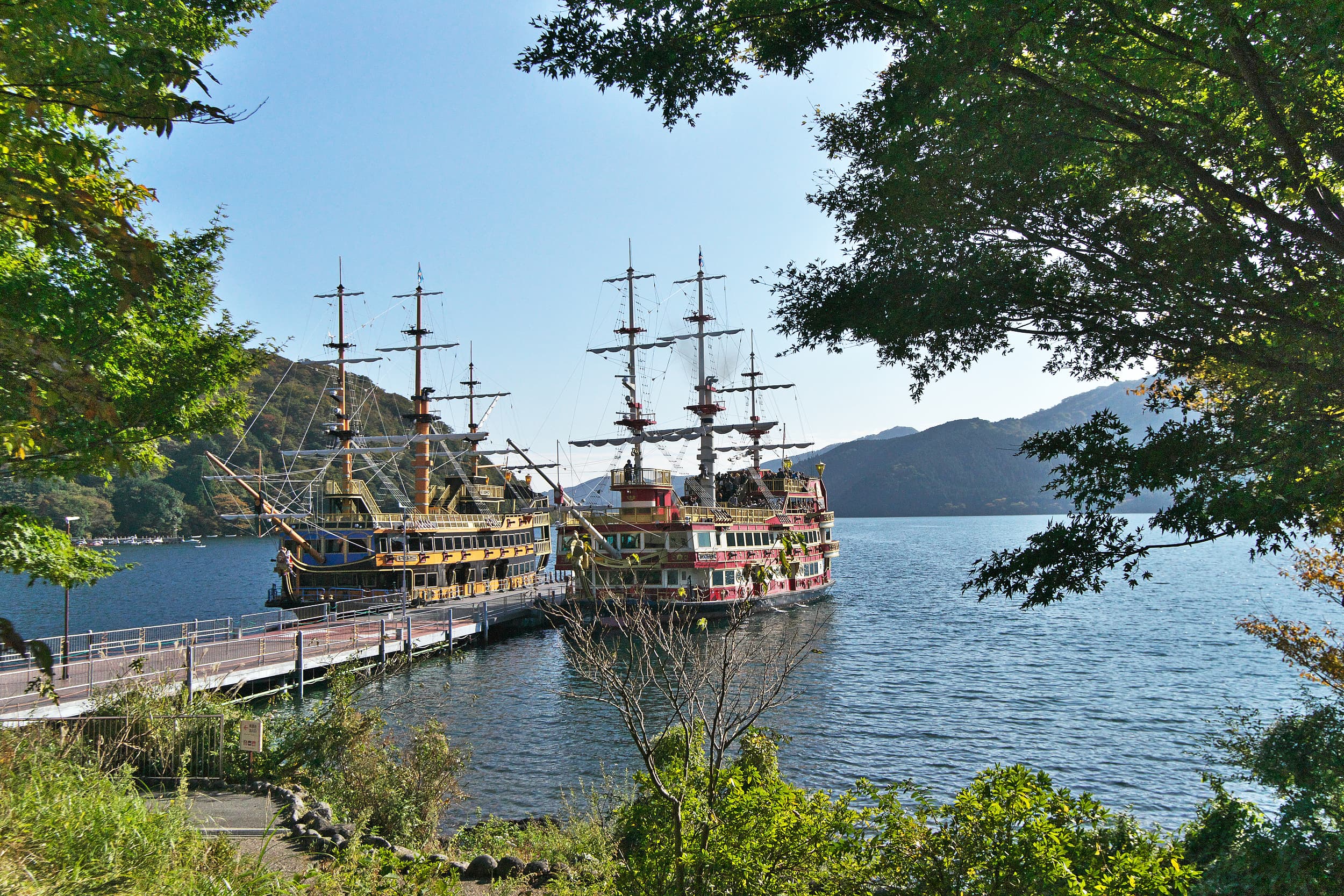 Lake Ashi Cruise