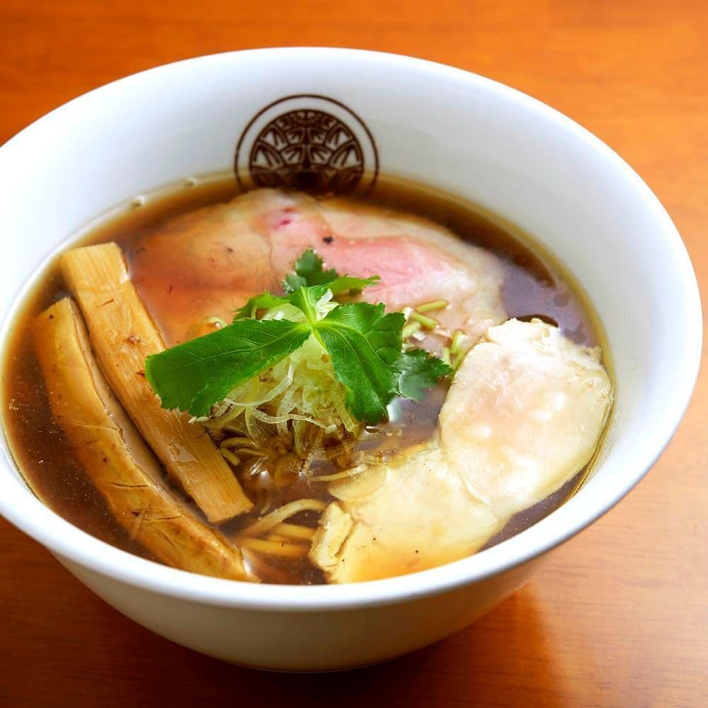 Ramen Touhichi: Refined Chicken-Broth Ramen