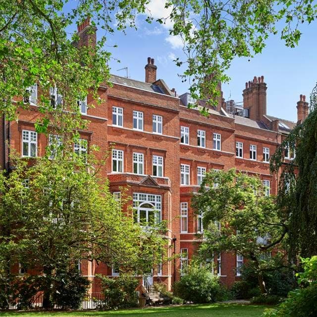 11 Cadogan Gardens and The Apartments by Iconic Luxury Hotels