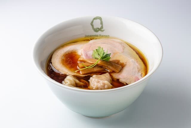 Japanese Ramen Noodle Lab Q: Refined Niboshi Ramen