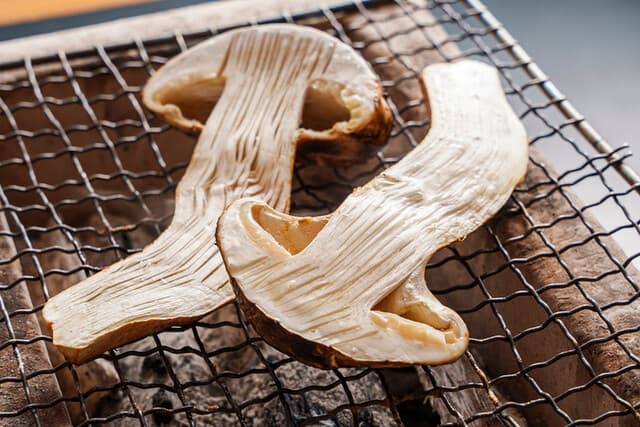 Hiyama: Matsutake and White Truffle Dinner Courses