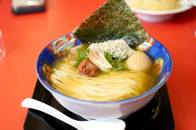 Chuka Soba Menya Shokudo Honten: Shoyu Ramen and Chāhan