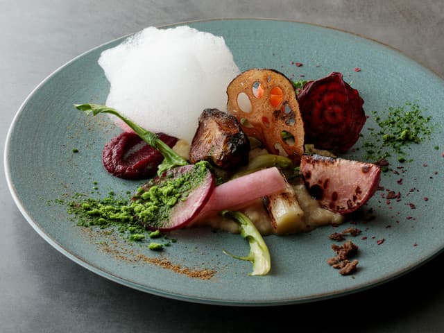 INACASA: Seasonal Italian Counter in the Chef's Home